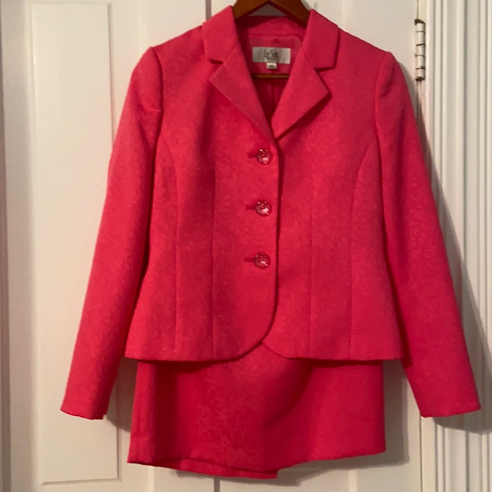 Le Suit 2 piece suit 4p pink